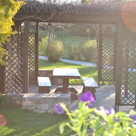 La Moara Penzion Nimfaíon