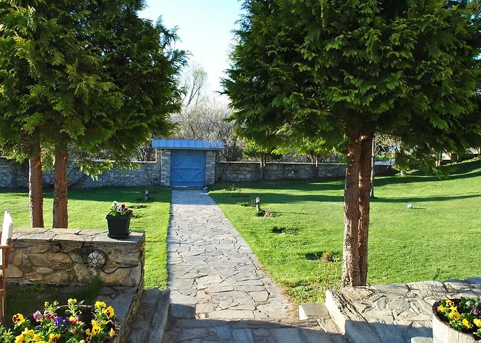 La Moara * Nimfaíon